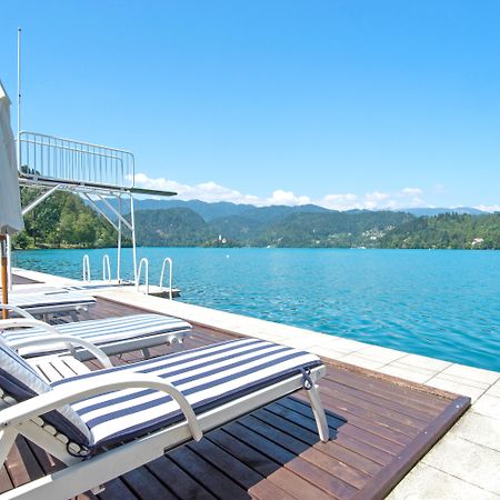 Grand Hotel Toplice - Small Luxury Hotels Of The World Блед Екстериор снимка View of the lake