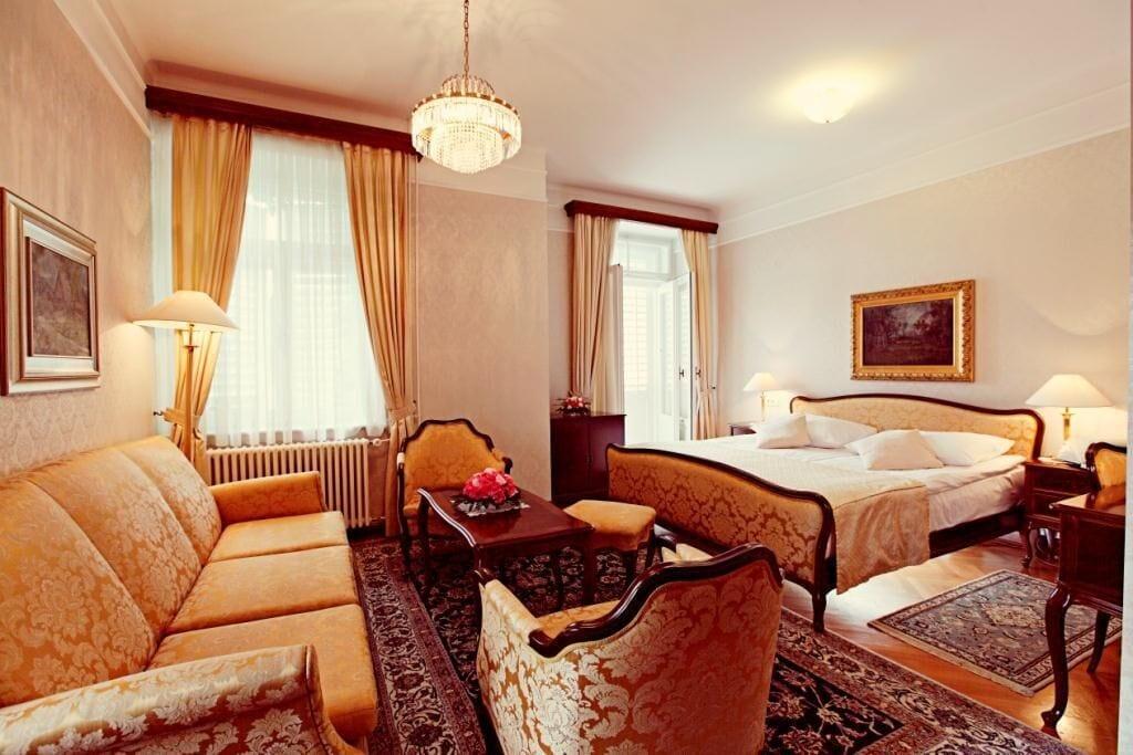 Grand Hotel Toplice - Small Luxury Hotels Of The World Блед Екстериор снимка Suite