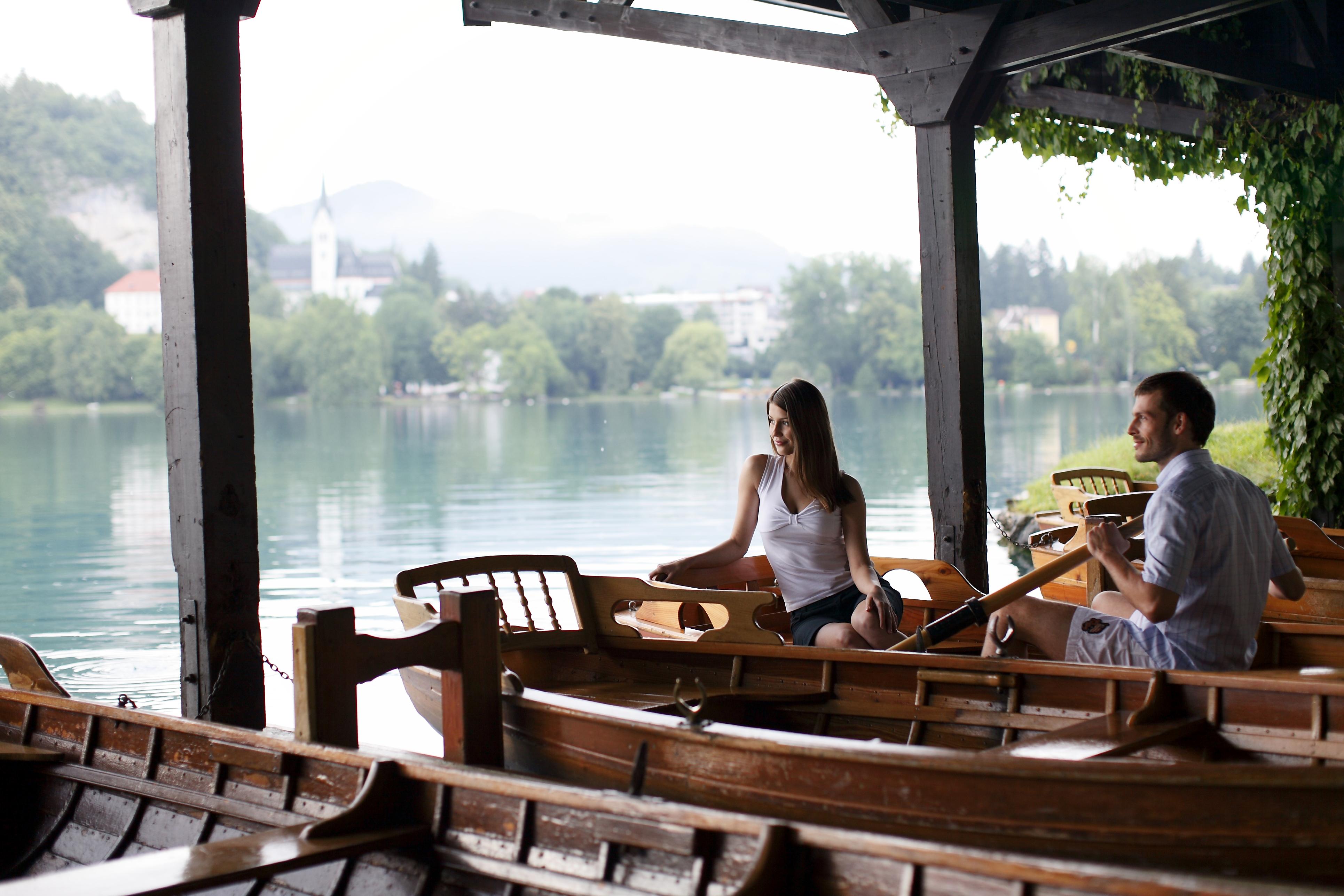 Grand Hotel Toplice - Small Luxury Hotels Of The World Блед Съоръжения снимка Gondola on the Titisee